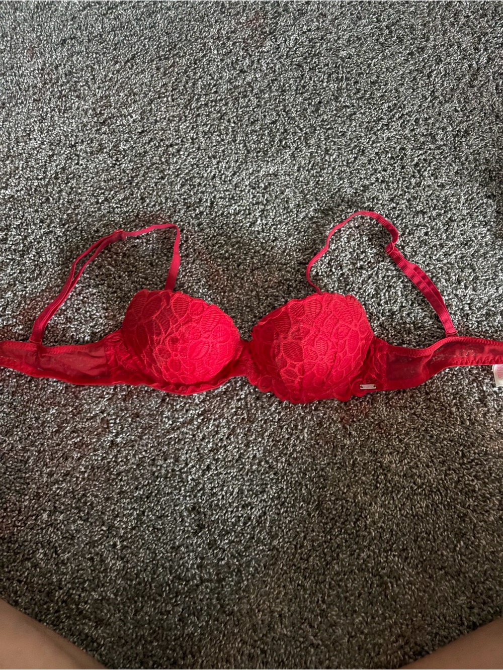 PINK Victoria's Secret Red Lace Push-Up Bra